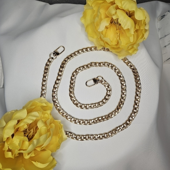 47" Shiny Gold Crossbody Chain!! - Picture 2 of 2